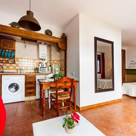 Apartament Estudio Atalaya Bajo *